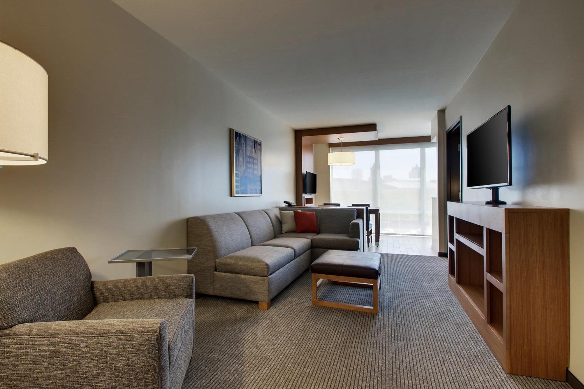 Hyatt Place Milwaukee Downtown Bilik gambar